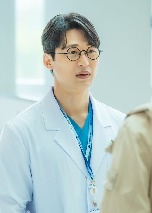닥터슬럼프 등장인물 인물관계도 출연진 특별출연, 원수지간인 남주인공과 여주인공의 로맨틱 코미디 10 image 111